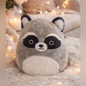 Squishmallow Galci Raccoon Plush 8” Kellytoy Gray White